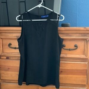 Women’s black Large top